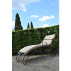 Chaise longue en métal