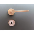 Poignée de porte design à clé finition aspect or rose Cristina - KATCHMEE