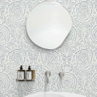 Papier peint floral damassé blanc et bleu Shabby Chic - ANTHROP++