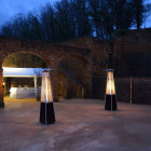 Parasol chauffant gaz flamme 13kw tube verre pyramidal chauffage exterieur pour terrasse + kit gaz complet + housse