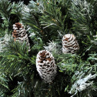 Sapin de noël artificiel 150 cm avec pommes de pin