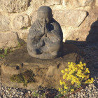 Statue jardin moine bouddhiste assis - gris - Hauteur au choix