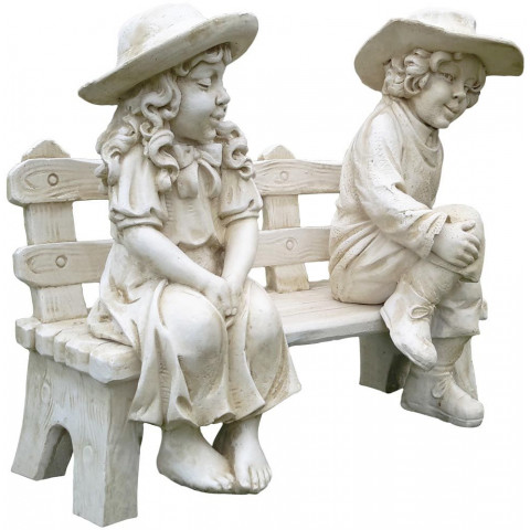 Enfants sur banc en pierre reconstituée