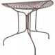 Table en métal demi-ronde