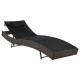 Transat chaise longue bain de soleil lit de jardin terrasse meuble d'extérieur avec oreiller résine tressée marron helloshop26 02_0012558