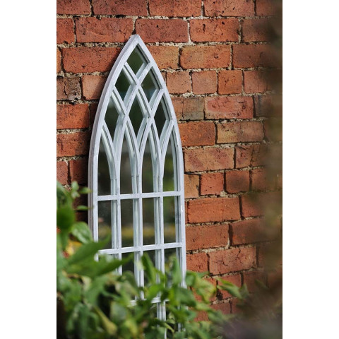Miroir en métal gothique 140 cm