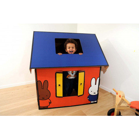 Maison en carton à construire miffy