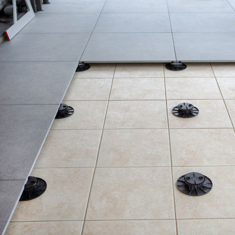 Rinno Plots Plot 25 40 Mm Pour Terrasse En Dalle Ou Carrelage Distriartisan